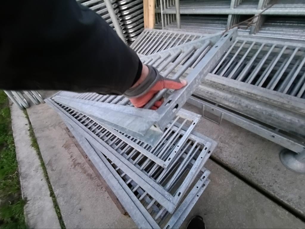 Spijlpanelen voor boven kunststof klikpanelen hondenkennels, Ophalen, 110 cm of meer, Minder dan 65 cm