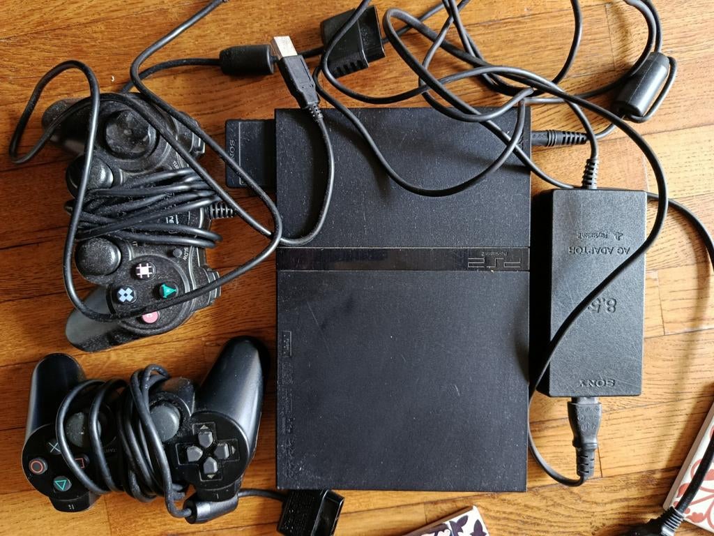 Sony PlayStation 2 Slim met twee controllers, Ophalen of Verzenden