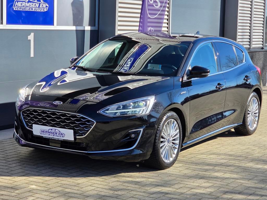 Ford Focus 1.0 EcoBoost 125pk automaat Vignale zeer luxe!, Auto's, Ford, 125 pk, Gebruikt, Zwart, Zwart