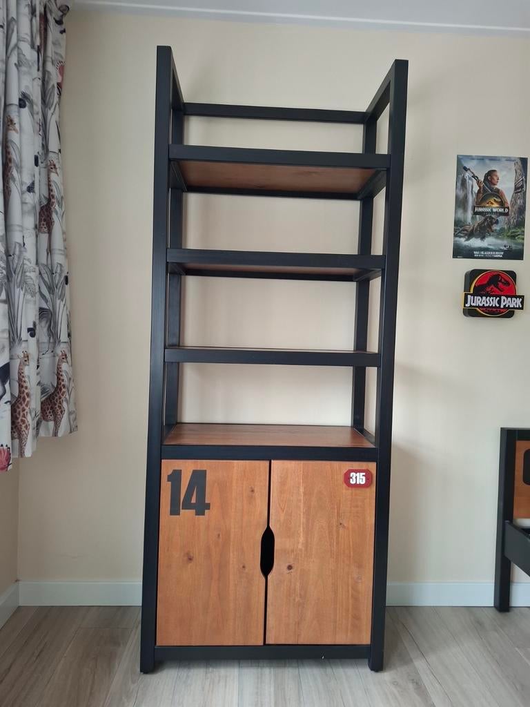 Vipack Daan/Alex Vakkenkast - Stoer Industrieel Design, Huis en Inrichting, Kasten | Boekenkasten, Met deur(en), 50 tot 100 cm