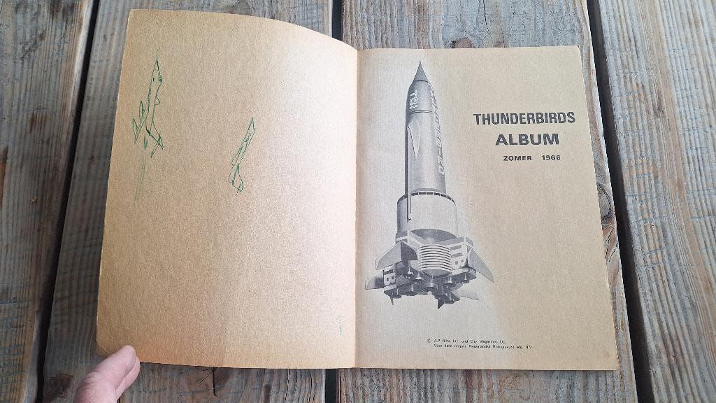 thunderbirds tv 2000 boekje tijdschrift stripverhaal 1966, Verzamelen, Gebruikt, ., Ophalen of Verzenden, .