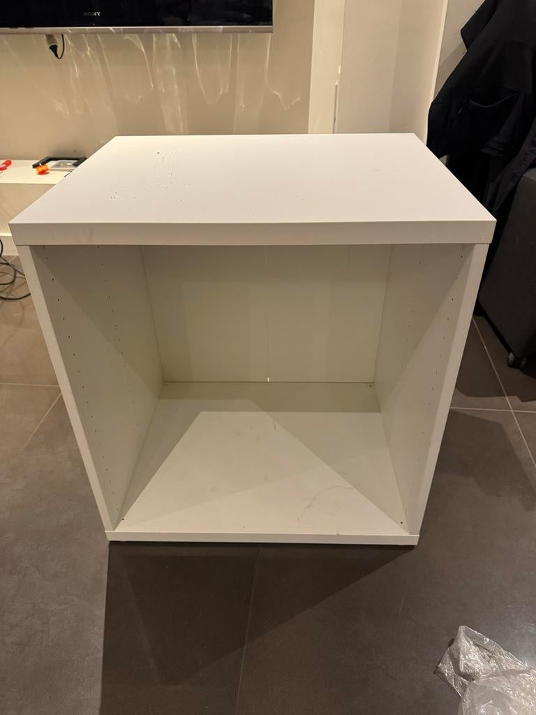 Ikea Wit kastje - veelzijdig en compact, Ophalen, Gebruikt