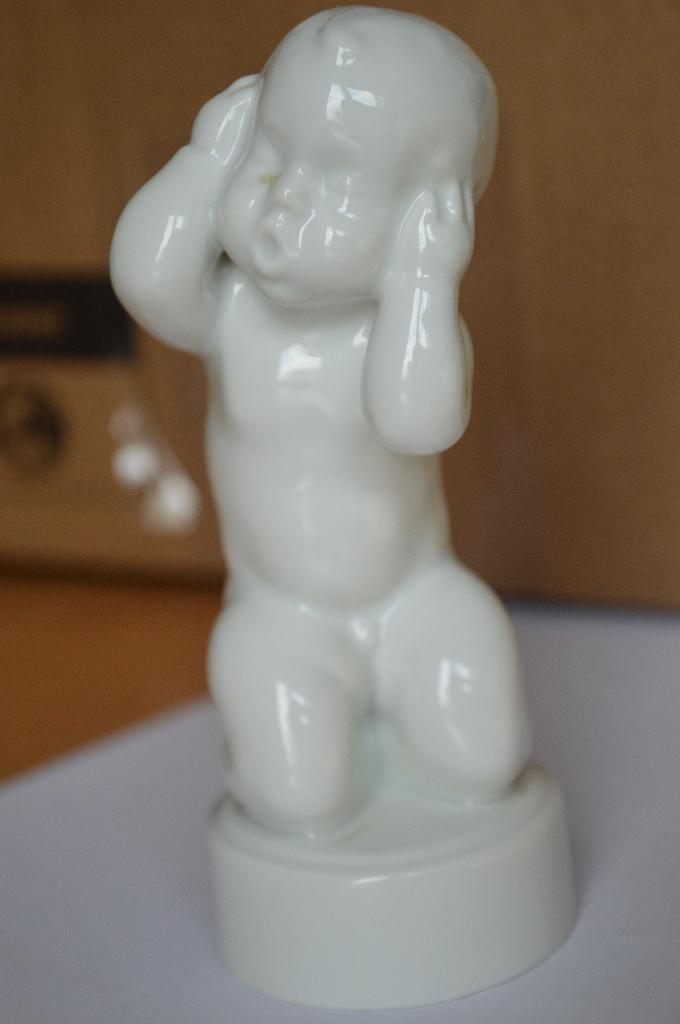 jaren60 Grondahl babybeeldje 2209 Oorpijn,de vier pijntjes, Ophalen of Verzenden, Zo goed als nieuw, Mens