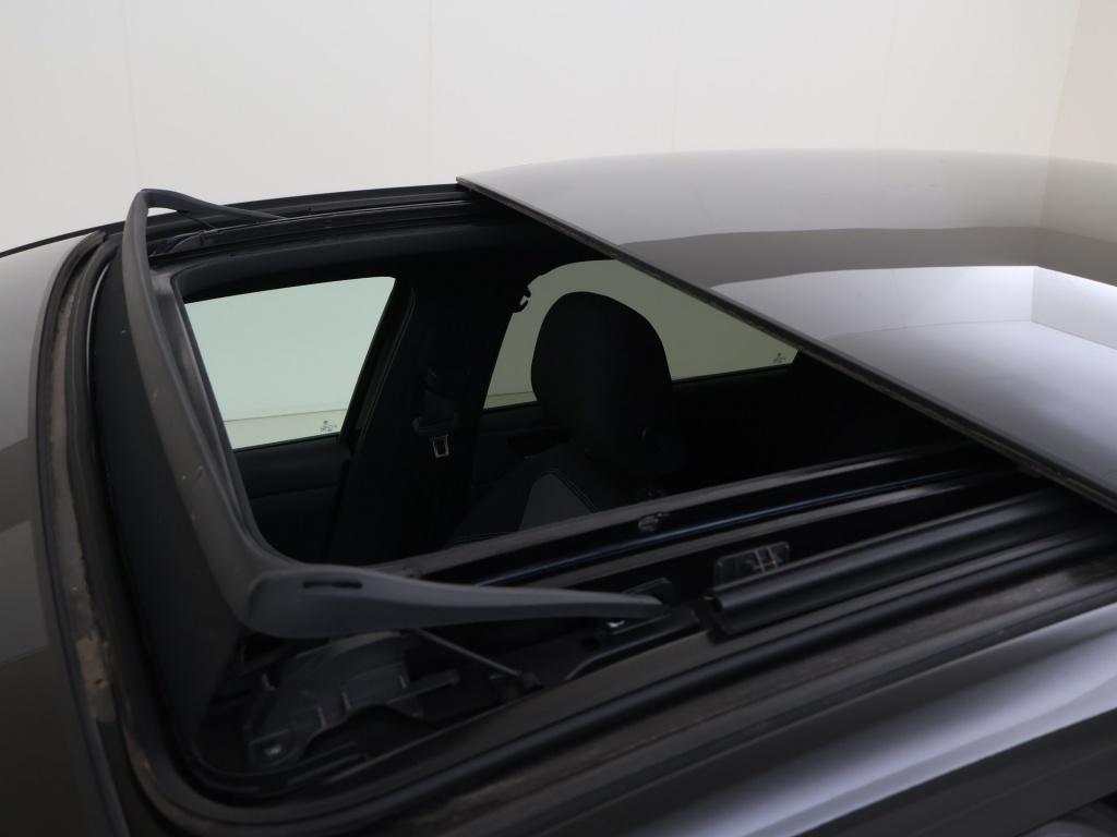 Volkswagen Taigo 1.0 TSI R-Line Automaat | Schuif-/kanteldak, 12 maanden, Stof, Gebruikt, Euro 6