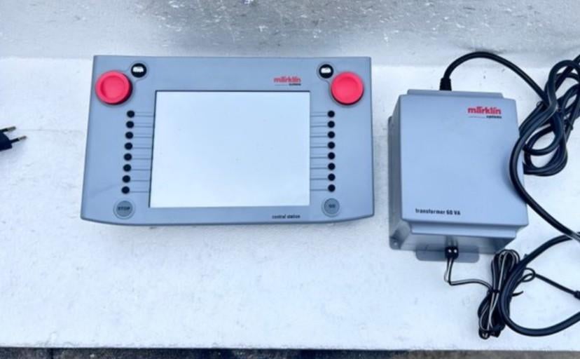 Märklin 60212 met 60052 en aansluitrails, Wisselstroom, Locomotief, Ophalen of Verzenden, Zo goed als nieuw