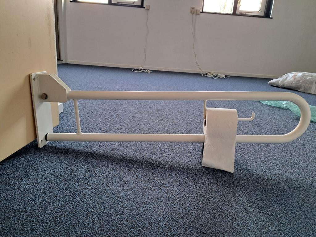 Lange Wc-beugel met wc-rolhouder, wegklapbaar, Diversen, Ophalen of Verzenden, Zo goed als nieuw