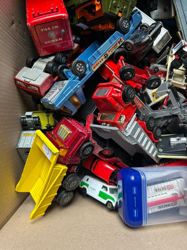 Doos vol auto modellen, Ophalen of Verzenden, Gebruikt, Auto, Overige merken