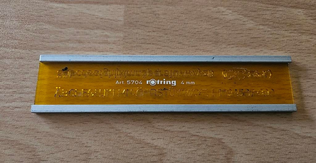 Rotring lettersjabloon 4 mm, Ophalen of Verzenden, Gebruikt