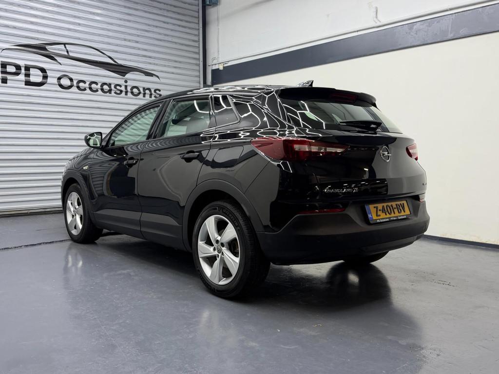 Opel Grandland X 1.6 225PK Turbo Plug-In Hybrid Business Edi, 4 cilinders, Leder en Stof, Zwart, Plug-in hybride