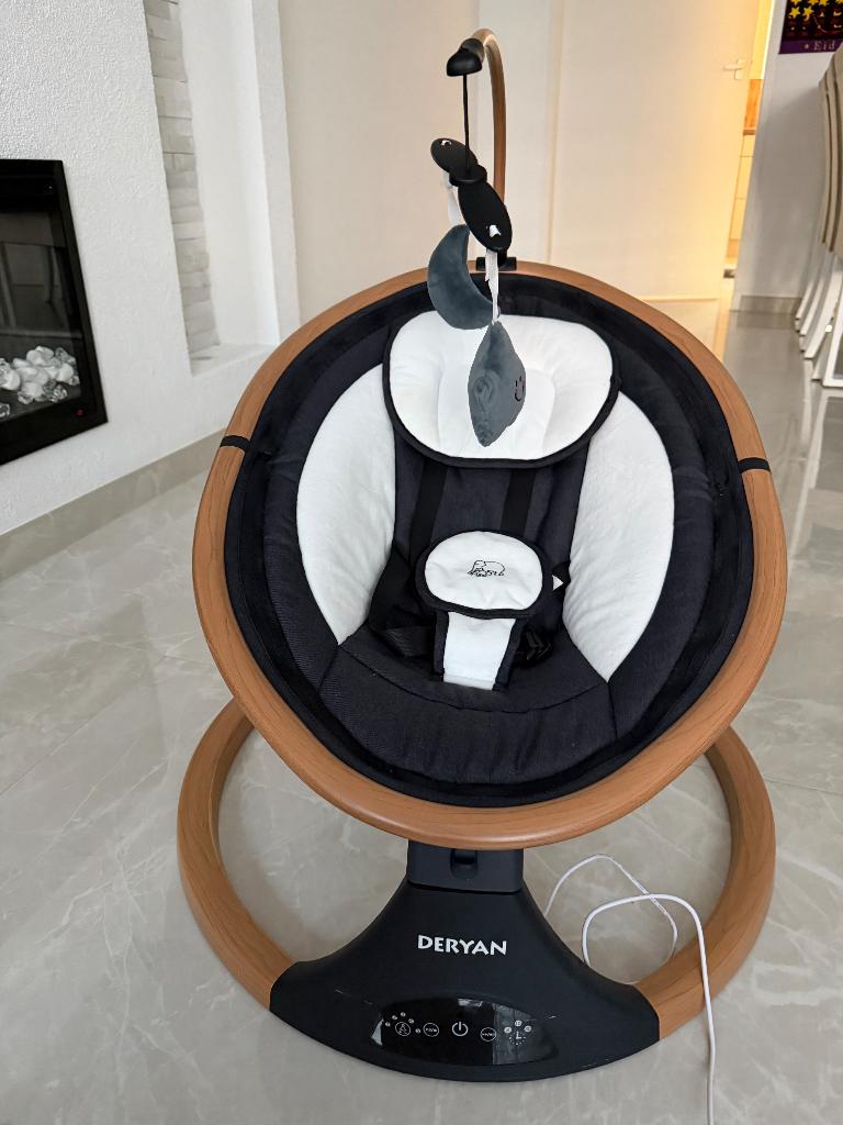 deryan wipstoel, Ophalen, Zo goed als nieuw, Schommelstoel, Met gordel(s) of riempje(s)