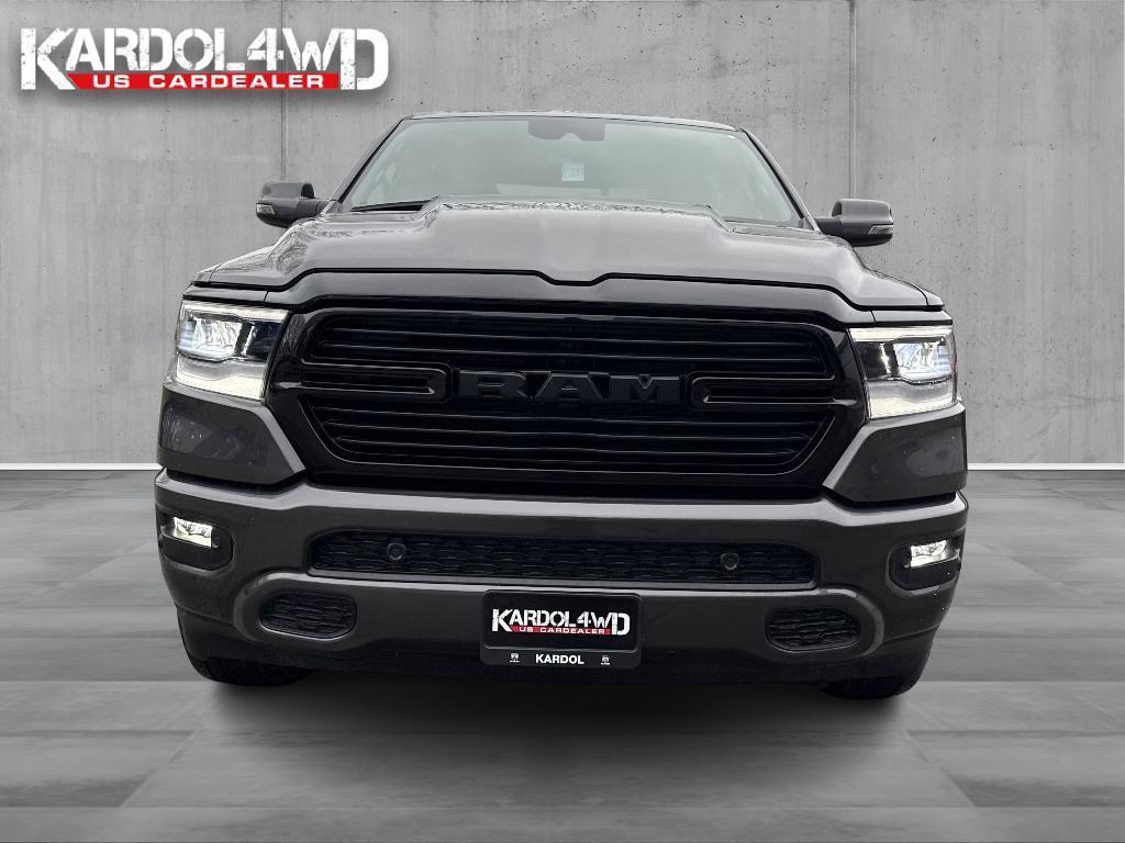 Dodge Ram 1500 5.7 V8 4x4 Crew Cab Sport BPM VRIJ! | Luchtve, Automaat, Gebruikt, 5654 cc, Zwart