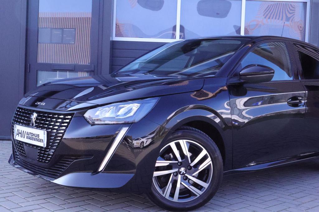 Peugeot 208 1.2 Puretech 100pk Eat8 2021 Zwart, Stof, 100 pk, Zwart, Geïmporteerd