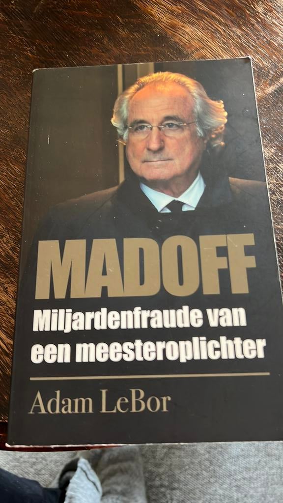 Adam Lebor - Madoff, Ophalen of Verzenden, Zo goed als nieuw, Adam Lebor