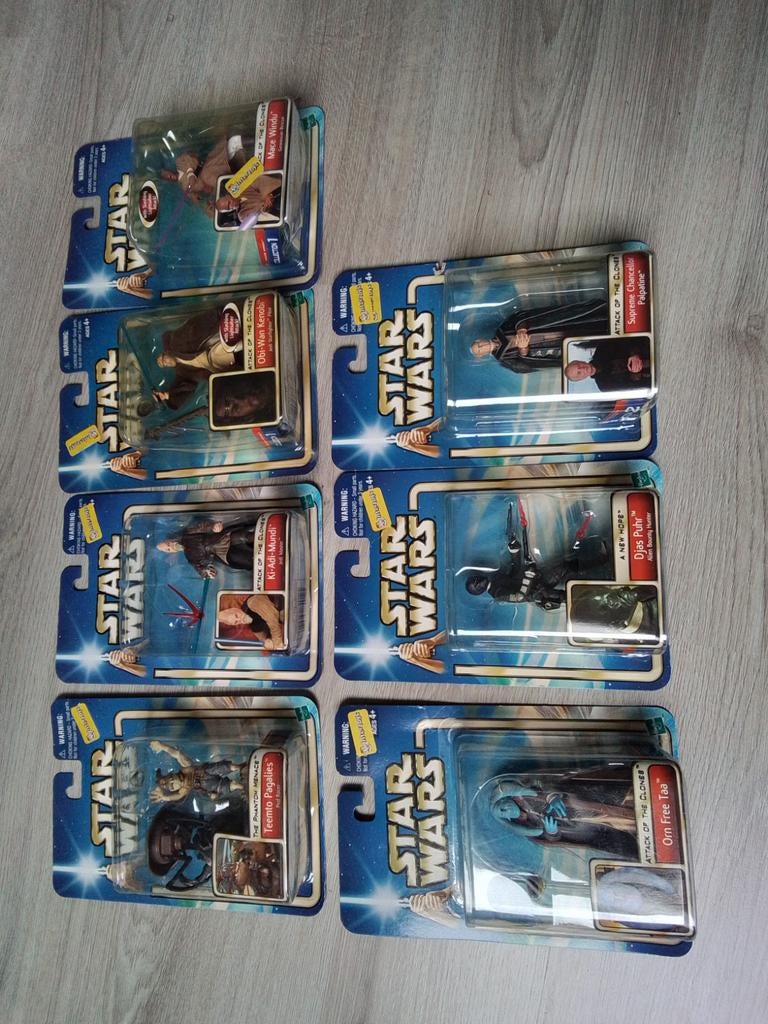 Star Wars figuren op kaart, Ophalen of Verzenden, Zo goed als nieuw, Actiefiguurtje