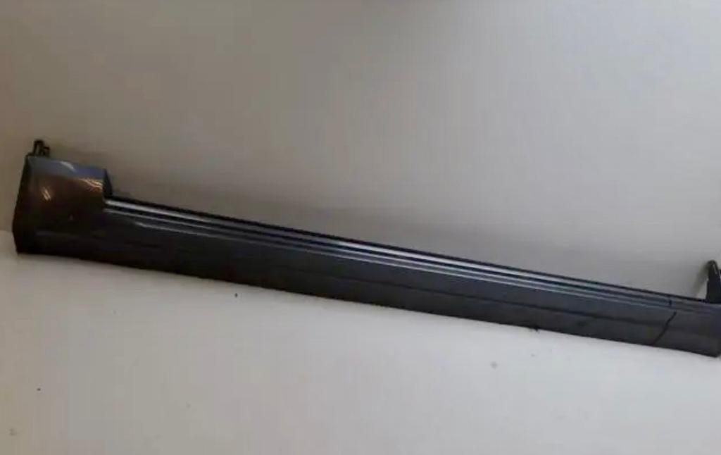 Volvo xc 90 nieuwe side skirts/dorpelkappen  in kleur, Ophalen, Rechts, Nieuw, Spatbord