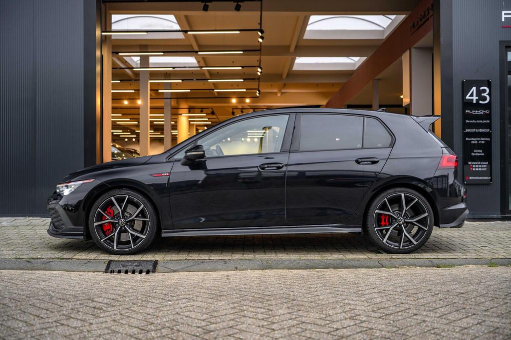 Volkswagen GOLF 2.0 TSI GTI Clubsport|Fabrieks Garantie|Pano, Gebruikt, 4 cilinders, 1984 cc, Zwart