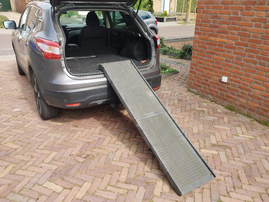 Mooie Petstep loopplank te koop, Ophalen, Zo goed als nieuw