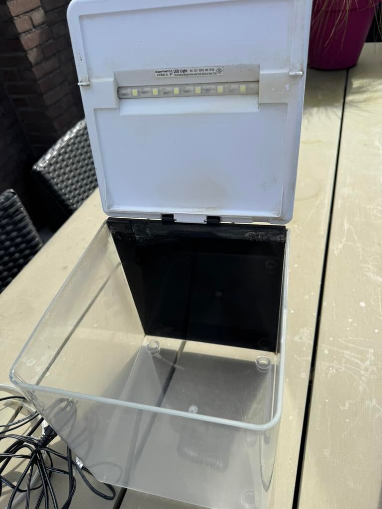 Superfish home 8 wit met led, Ophalen, Gebruikt, Leeg aquarium