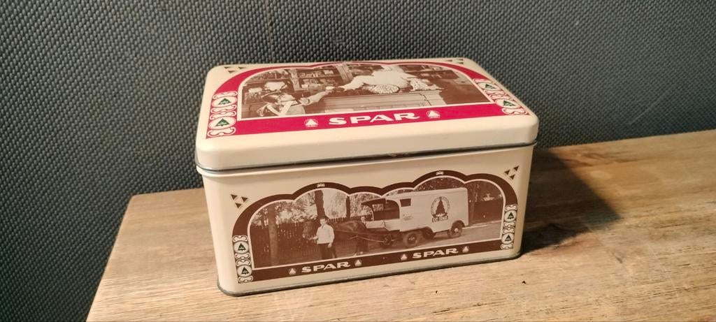 Vintage koekblik van de Spar, Ophalen of Verzenden, Gebruikt, Koek(jes), Overige merken
