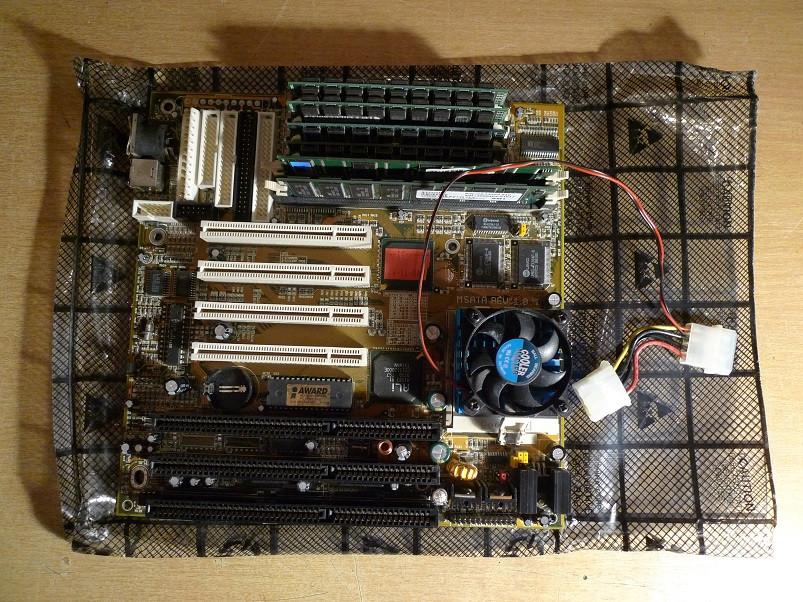M5ATA rev 1.0 Moederbord met IBM 6x86MX PR200 processor..., Computers en Software, Vintage Computers, Ophalen of Verzenden, M5ATA rev 1