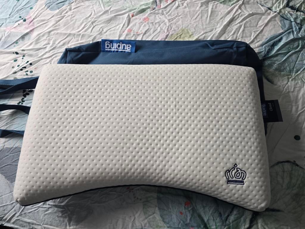 Auping cloud kussen 10 cm, nog nieuw, Ophalen, Nieuw