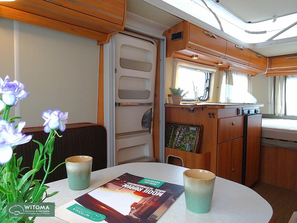 Eriba Touring 530 GT Super compleet, Standaardzit, Bedrijf, 750 - 1000 kg, Eriba