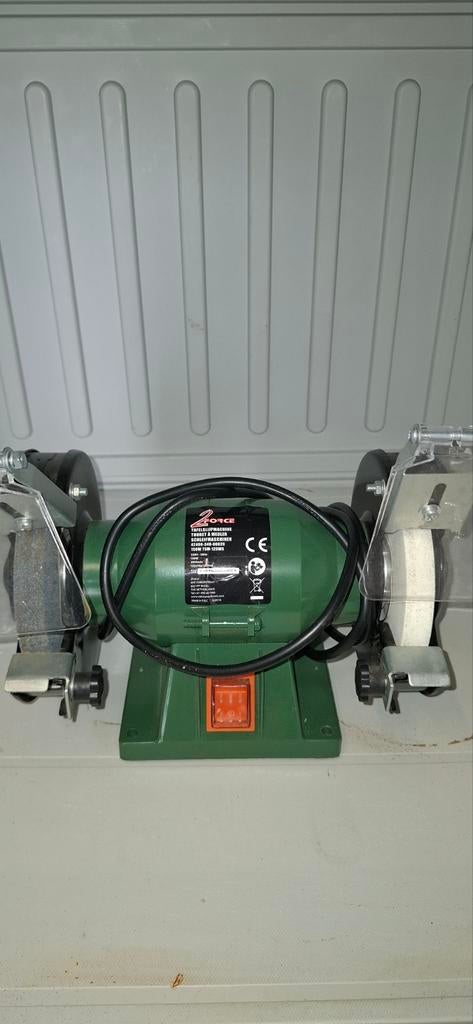 Slijpmachine fijn en grof.150 watt ., Ophalen, Zo goed als nieuw, Minder dan 700 watt