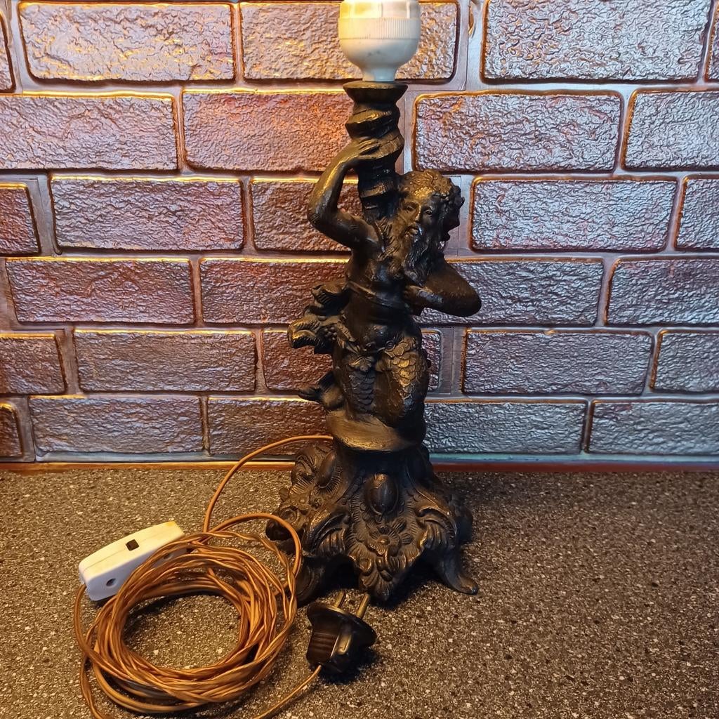 Antiek messing lampenvoet neptunus, Ophalen