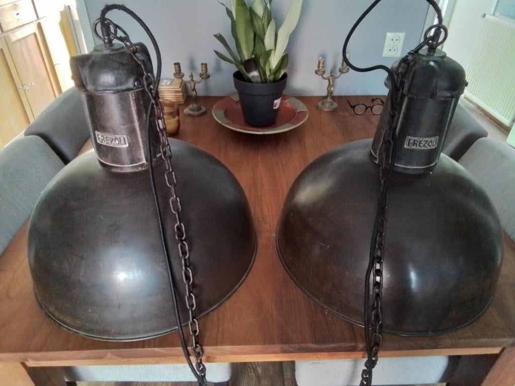 2x Robuuste Frezoli Hanglampen Messing/Staal Bruin 49cm, Ophalen, Nieuw, Metaal, Minder dan 50 cm
