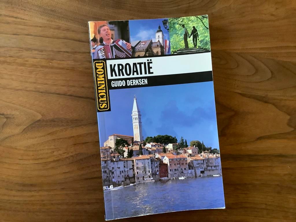 Kroatie Istrie 305pg NL reisgids info kaarten tips, Boeken, Ophalen of Verzenden, Zo goed als nieuw, Europa, Reisgids of -boek