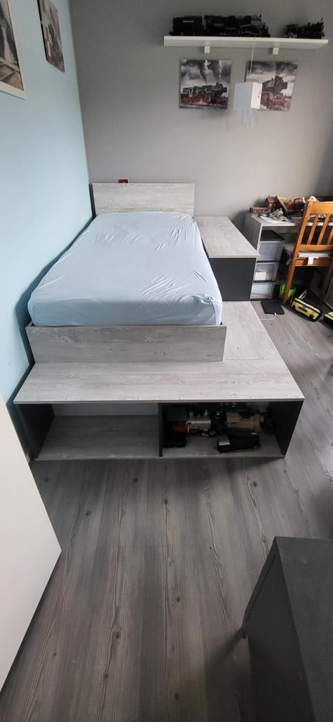 Bed 90x200, Kinderen en Baby's, Ophalen, Gebruikt, 180 cm of meer, 100 cm of meer