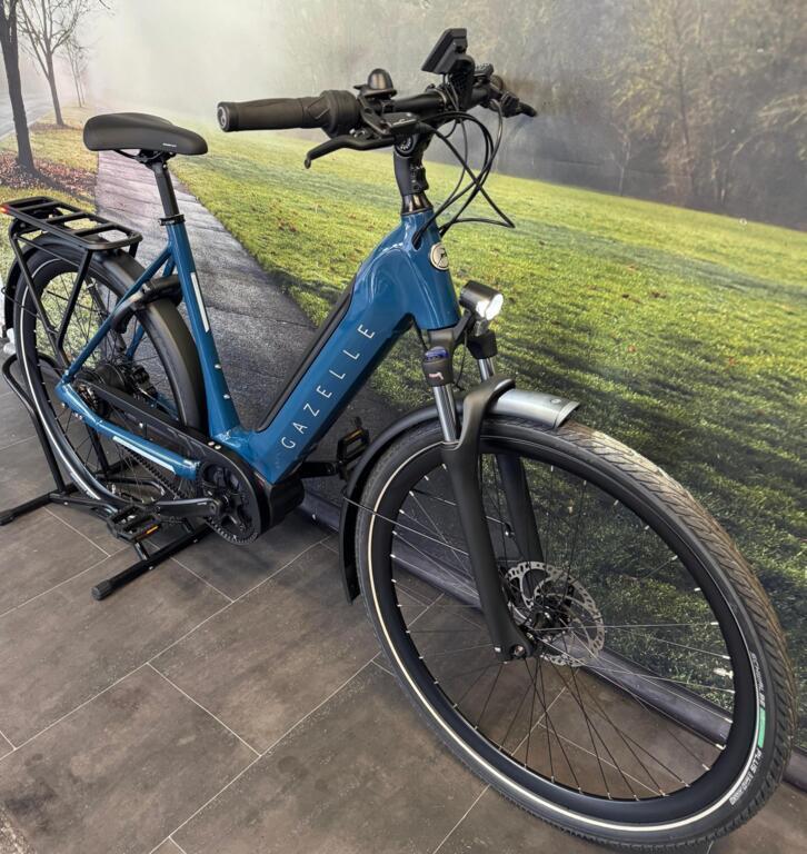 NIEUW: Gazelle Ultimate C380 HMB – €1.200 KORTING (OP=OP), Koninklijke Gazelle N.V., Wilhelminaweg 8 6951 BP Dieren Nederland