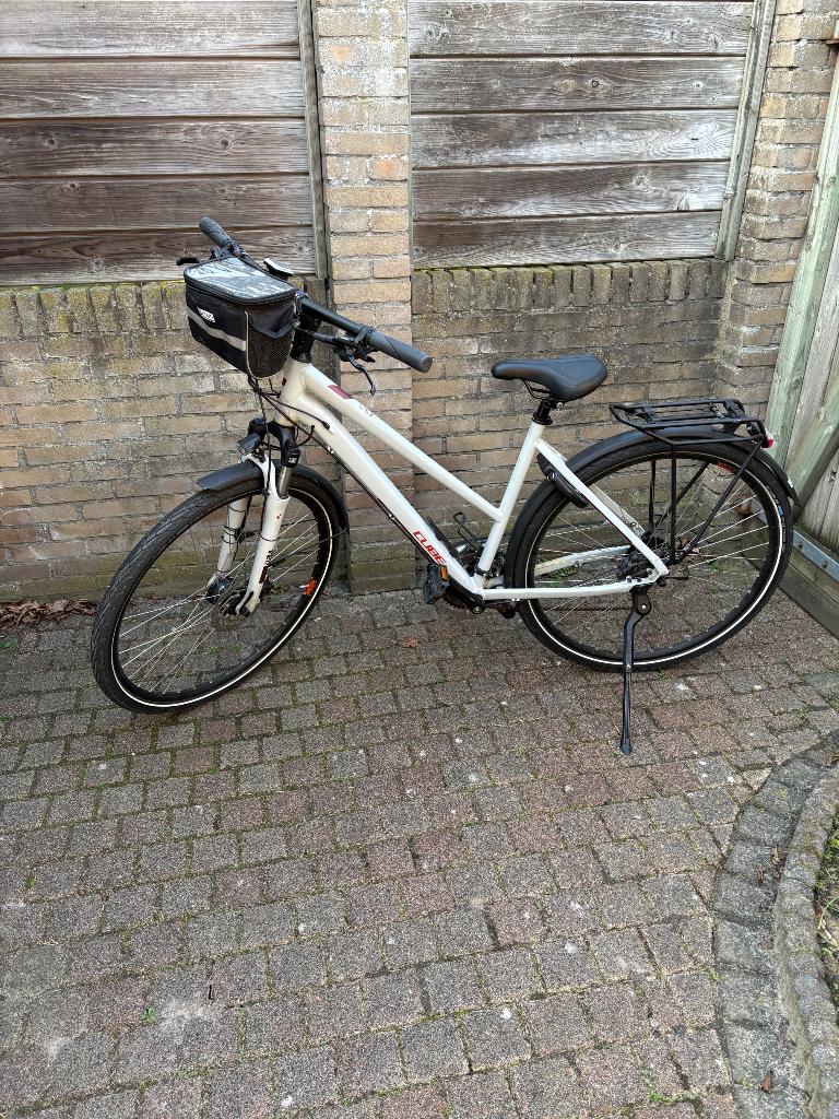 Fiets Cube, Fully, 45 tot 49 cm, Zo goed als nieuw, Dames