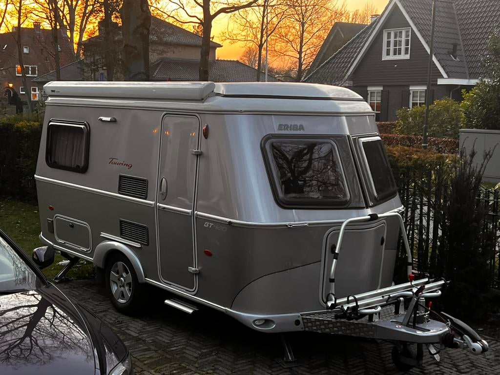 Eriba Touring 420GT, langslaper, Standaardzit, Tot en met 2, 750 - 1000 kg, Particulier