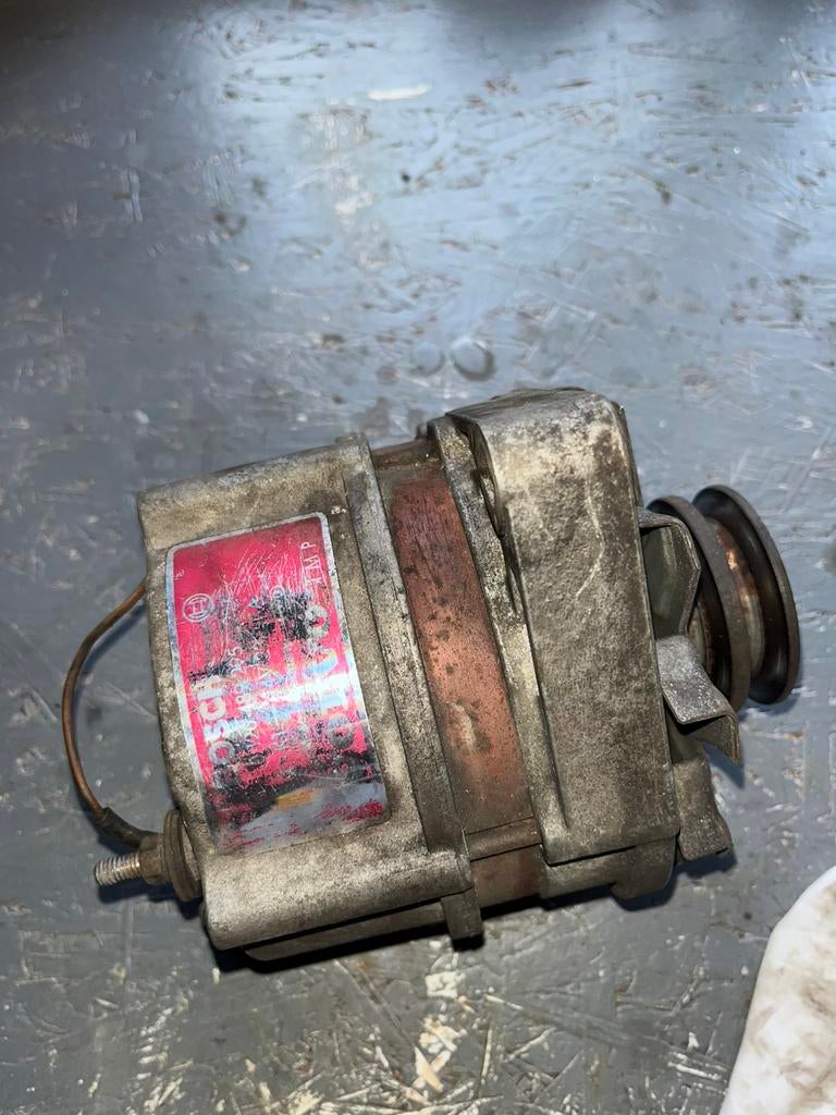 Volvo 240 dynamo 55A, Ophalen of Verzenden, Volvo