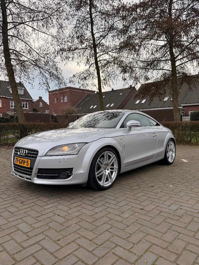 Audi TT 2.0 TFSI Coupe S Line, Auto's, Audi, TT, Zwart, 4 cilinders, 1984 cc