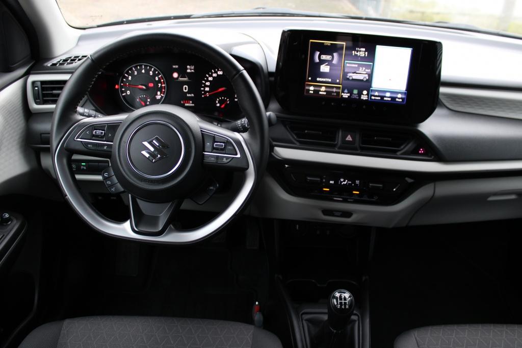 Suzuki Swift 1.2 Select SmartHybrid | All-Season banden | Or, Voorwielaandrijving, Stof, Gebruikt, 894 kg