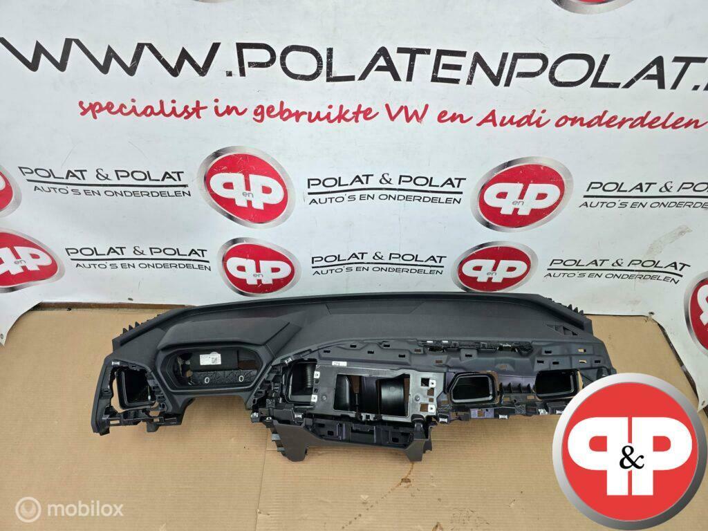 Audi Q4 E-Tron dashboard 89B857001