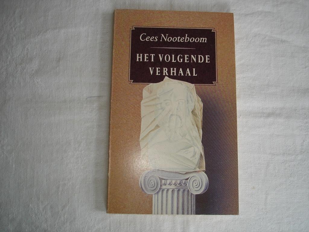 gesigneerd Boekenweekboek C Nooteboom Volgende Verhaal 1991, Ophalen, Zo goed als nieuw