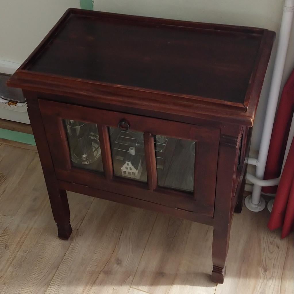 theekastje koloniale stijl, donker hout, volgnr 17, Ophalen