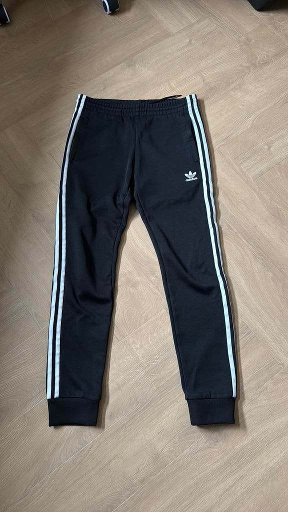 Nieuwstaat: Adidas originals trainingsbroek maat XS, Adidas, Zwart, Ophalen of Verzenden, Zo goed als nieuw