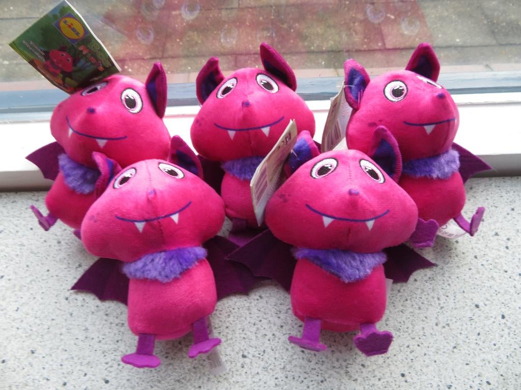 Vleermuis van Lidl roze met paars bosmini's, Ophalen of Verzenden, Zo goed als nieuw, Overige typen