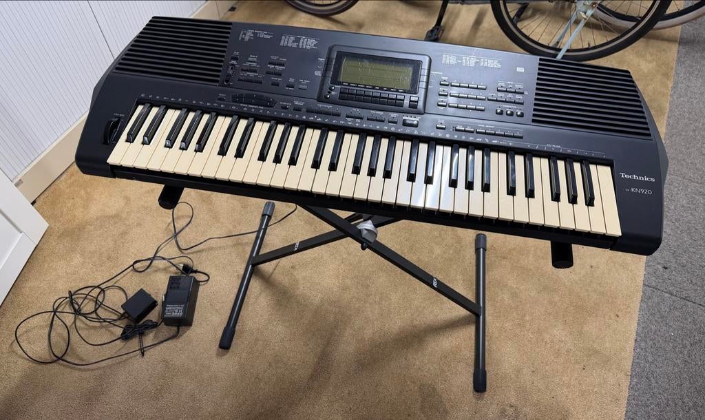 Technics SX-KN920 Keyboard met standaard - werkt prima, Ophalen, Met standaard, Technics, 61 toetsen