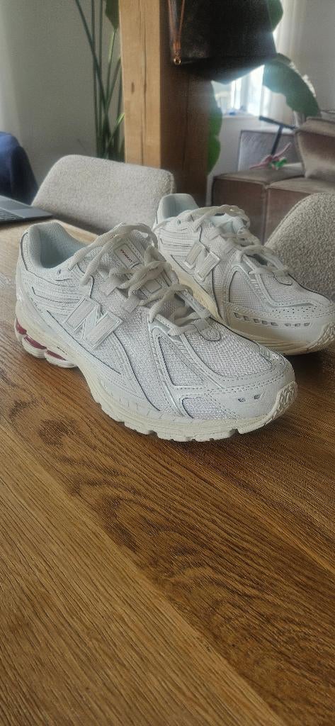 New Balance 1906 angora/sea salt maat 45, Kleding | Heren, Schoenen, New Balance, Wit, Nieuw, Ophalen of Verzenden