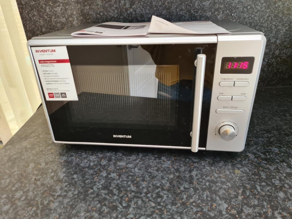 Inventum MN207S Solo Magnetron - Zilver, Witgoed en Apparatuur, Magnetrons, Minder dan 45 cm, Ophalen of Verzenden, Draaiplateau