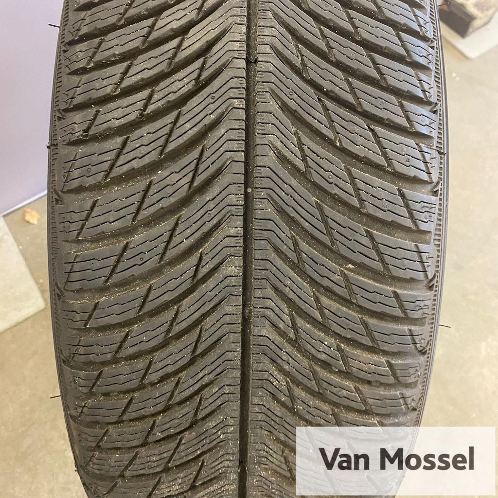 Michelin Pilot Alpin 5 215/55/R18 99V, 18 inch, -, -, Band(en)