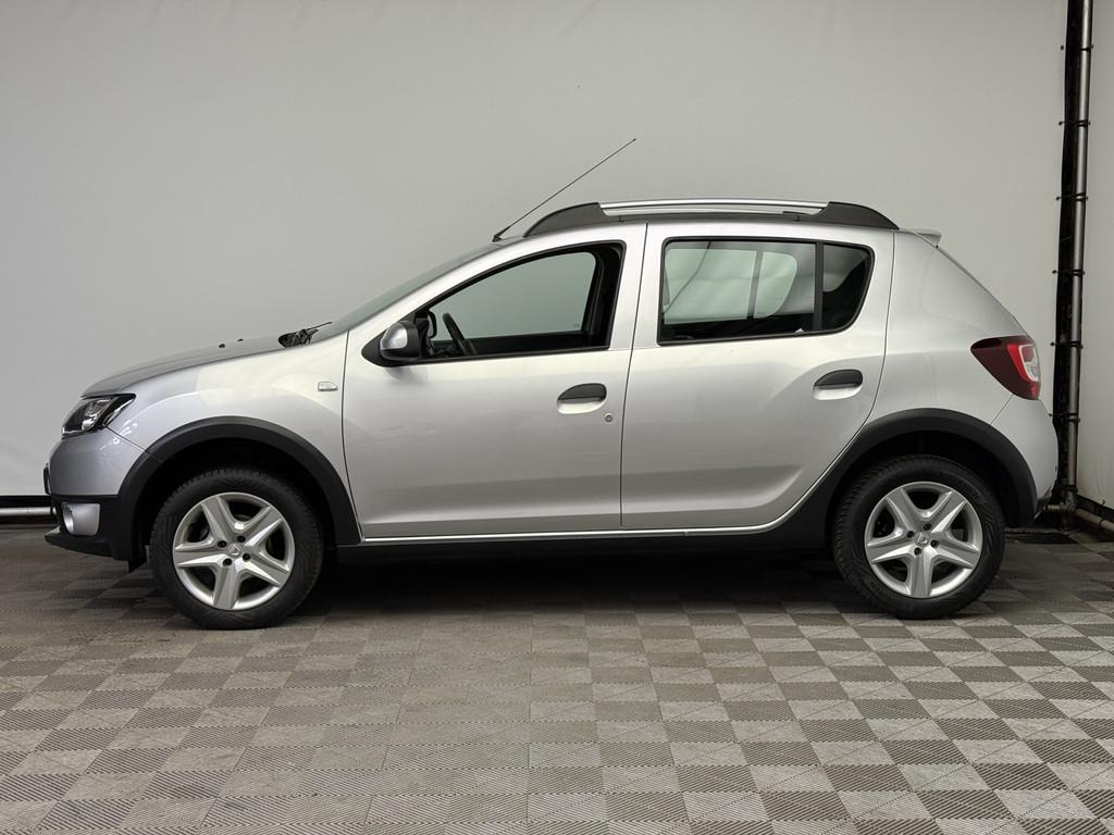 Dacia Sandero 0.9 TCe Stepway Lauréate Airco Navi NL Auto, Voorwielaandrijving, Stof, Gebruikt, Met garantie (alle)