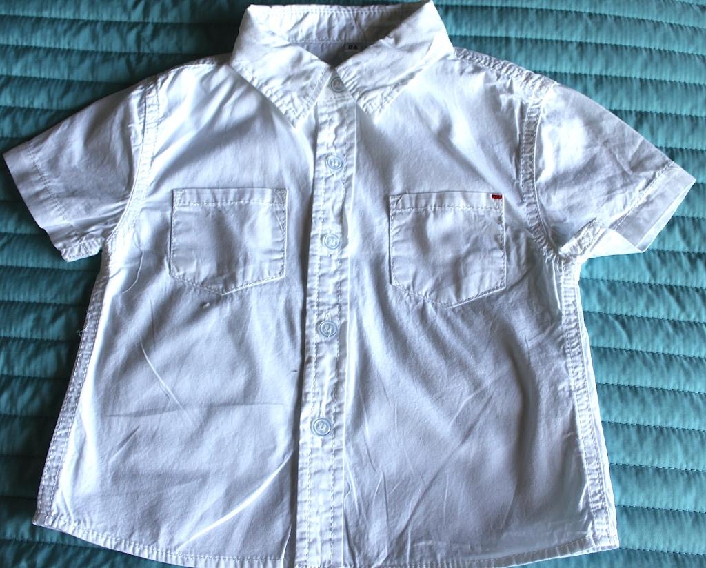 Nieuw wit overhemdje met korte mouwtjes. Maat 80, Ophalen of Verzenden, Nieuw, Jongetje, Overhemdje of Bloesje