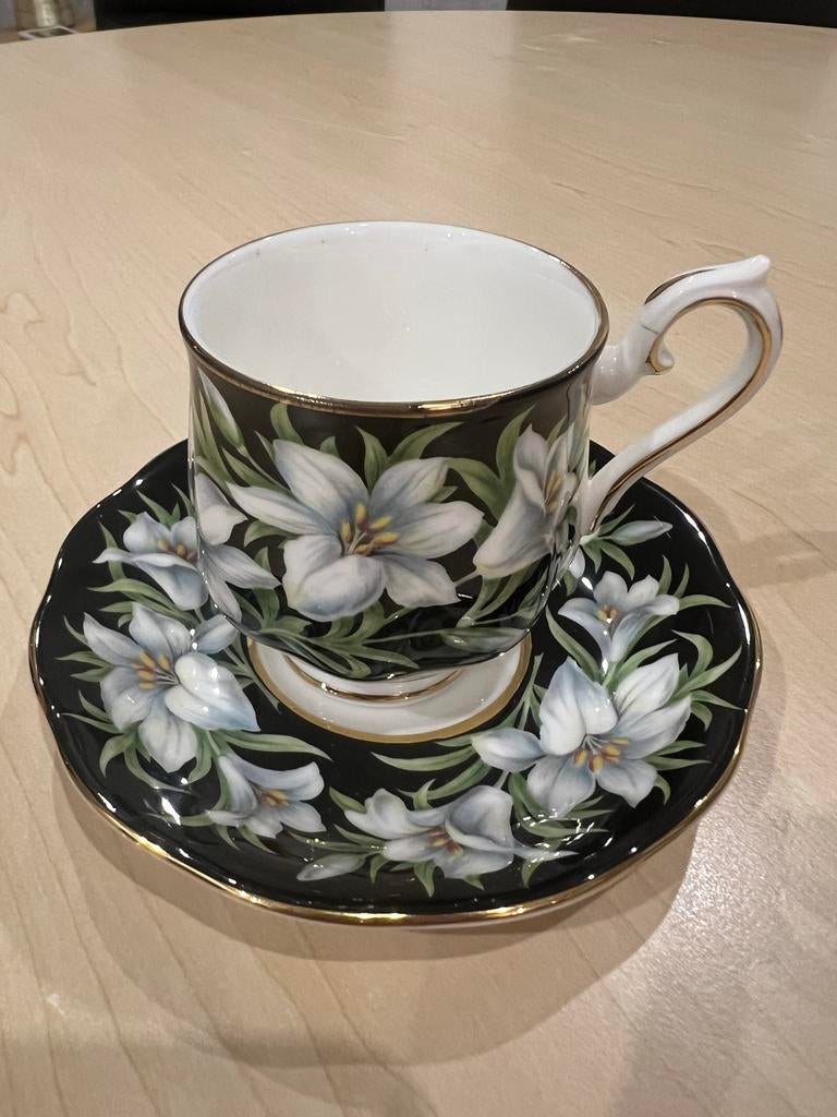 Royal Albert "Provincial Flowers" kop en schotel, Ophalen of Verzenden