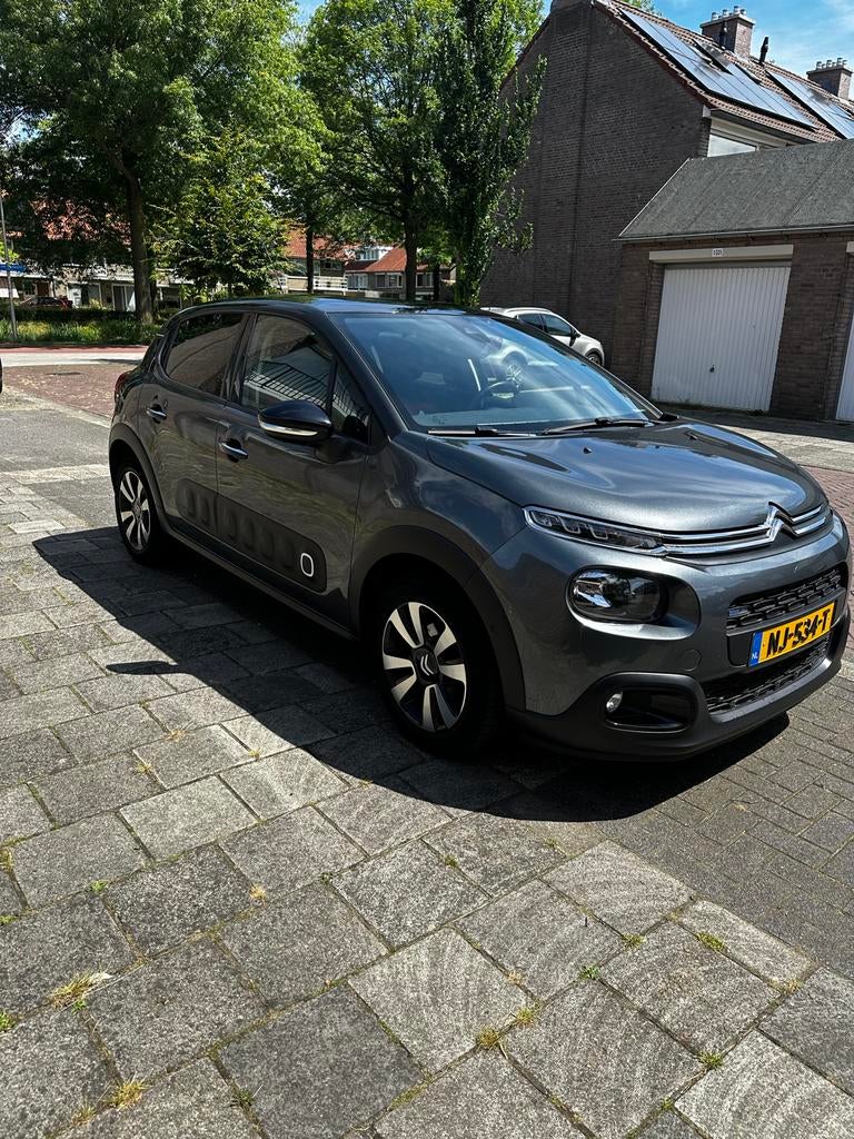 Citroën C3 1.2 Puretech 110pk S&S 2017 Grijs VOL OPTIE’S, Auto's, Voorwielaandrijving, 450 kg, 1199 cc, Origineel Nederlands